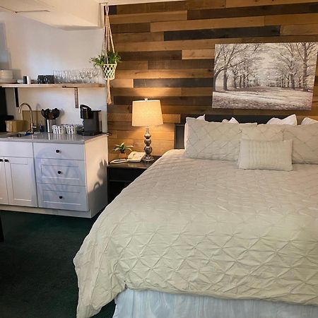 Moose Creek Lodge & Suites Cody Room photo